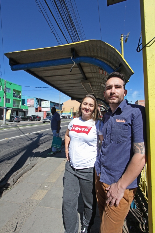 Caderno especial de anivers&aacute;rio de Poa para o GE - Lomba do Pinheiro
Na foto: Thaiane Zanella e Ricardo Frozi Foto: LUIZA PRADO/JC