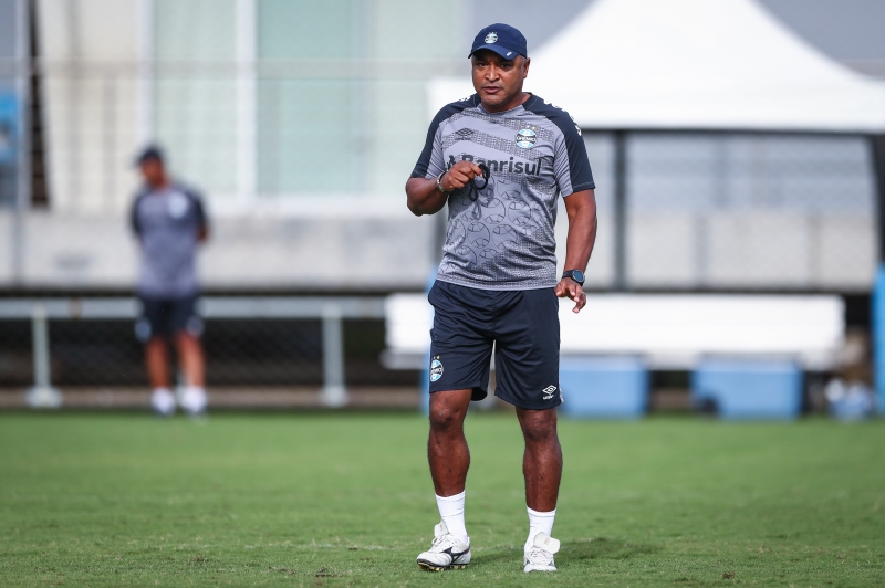 Roger Machado chega a sua primeira final como técnico pelo clube