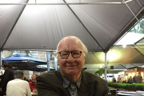 Erudi&ccedil;&atilde;o de Voltaire Schilling era acompanhada por bom humor e tiradas de refinada ironia