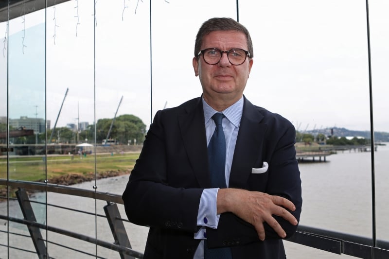 Embaixador Azzarello destaca laços da cultura italiana com o Estado