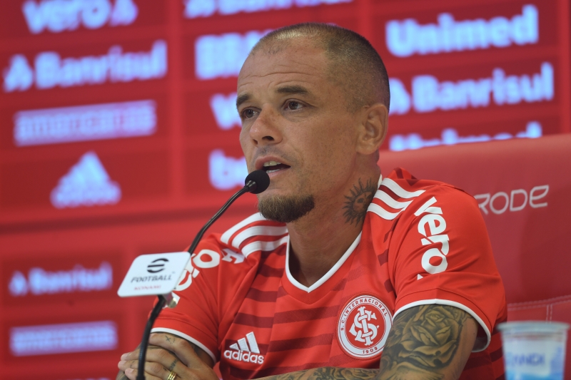 Desde sua apresentação no dia 13 de janeiro, D'Ale já havia deixado claro que encerraria a carreira no final de seu contrato