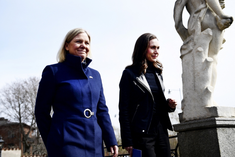 As primeiras-ministras finlandesa, Sanna Marin, e sueca, Magdalena Andersson, encontraram-se nesta quarta-feira (13)