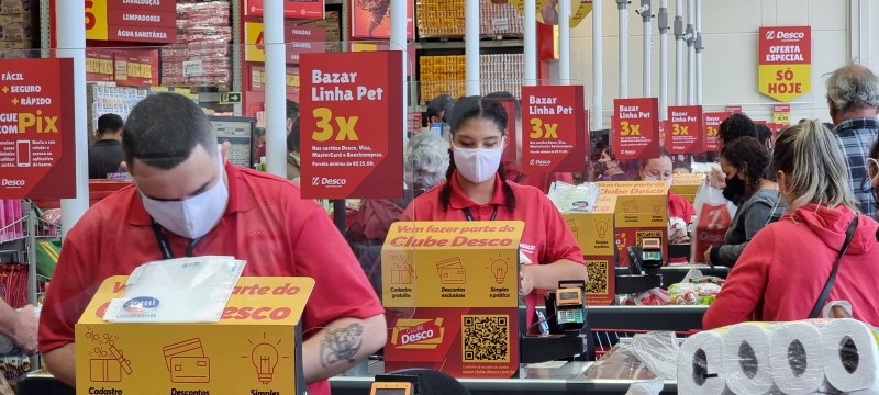 Bandeiras Macromix, Rissul, Desco, supermeracdos Imec e CD do Imec ofertam as vagas 