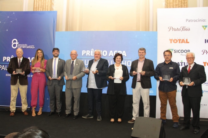 Todos os agraciados da segunda edição do Prêmio Paulo Paulo Vellinho da ACPA