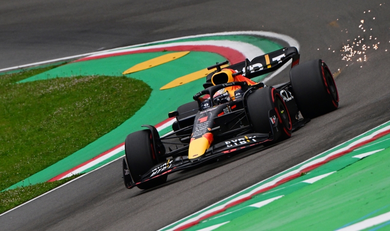 A vit�ria na sprint d� a Verstappen oito pontos na classifica��o