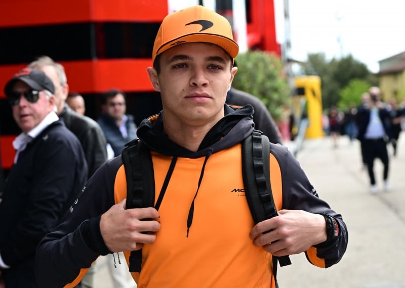 Norris acredita que o fato de representar uma equipe da mesma nacionalidade que a sua acaba acarretando em críticas maiores