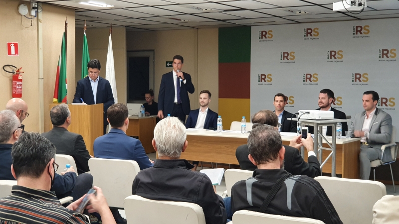 Modelo proposto pelo BNDES prevê alienação do setor de Docas para financiar o restauro e gestão dos armazéns