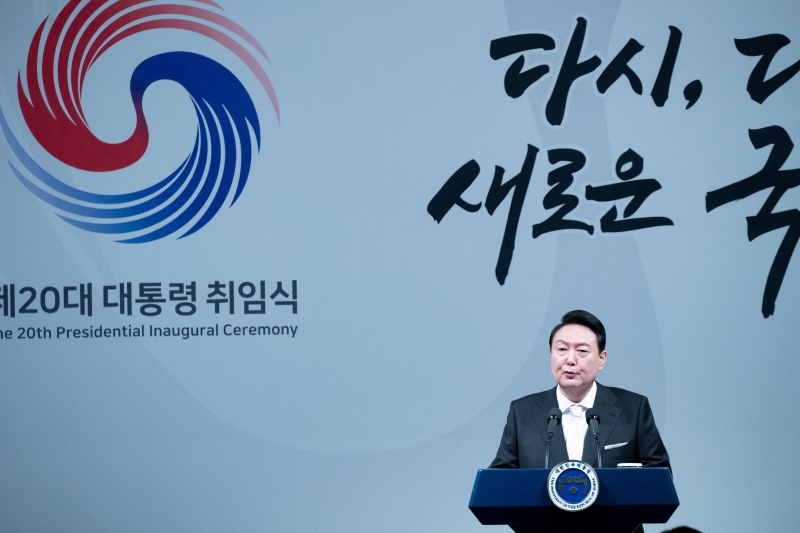 Conservador Yoon Suk Yeol tomou posse nesta terça-feira (10) como novo presidente da Coreia do Sul