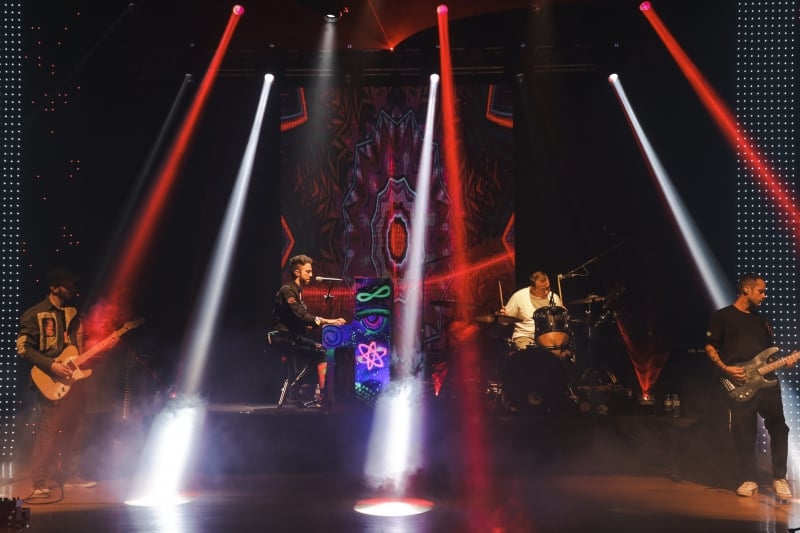Para reproduzir clima de palco da banda britânica, show no Araújo Vianna contará com recursos visuais especiais 