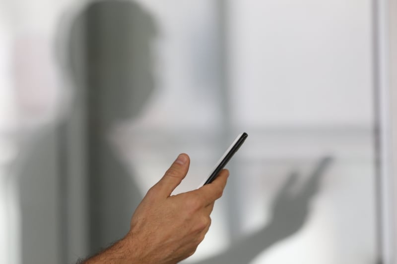 Senado analisa projeto que proíbe e pune ligações indesejadas de telemarketing