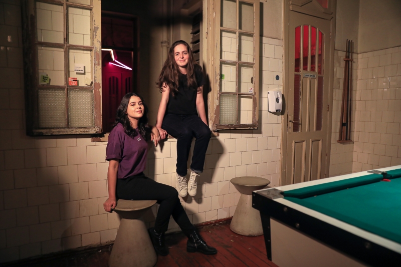 Amanda e Bruna empreendem juntas desde 2019 Foto: VINI DALLA ROSA/DIVULGA&Ccedil;&Atilde;O/JC