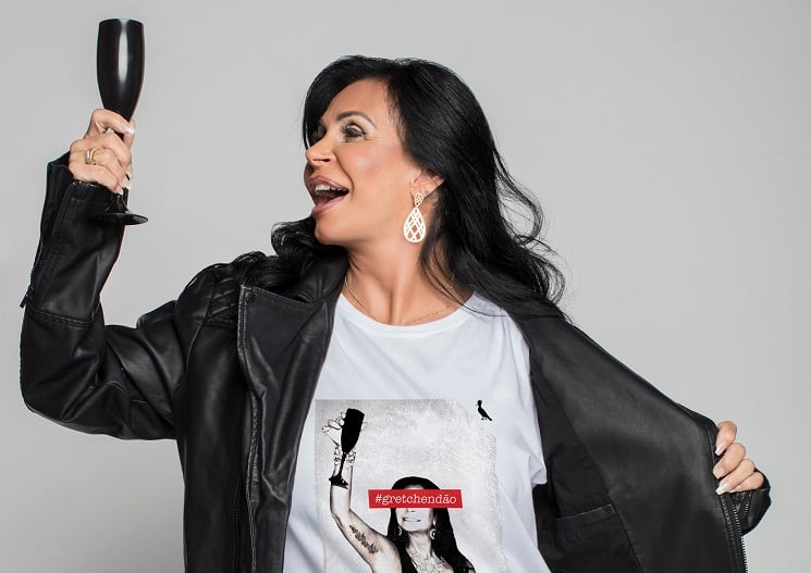 Cantora e bailarina Gretchen é a grande atração de evento que acontece neste sábado (4)