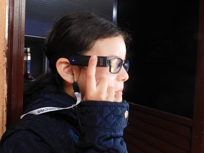 Equipamento auxilia na identificação de pessoas e atividades diárias