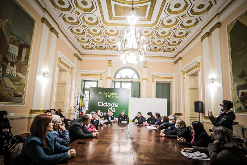 Segundo a prefeitura, não há previsão de mudança na reposição de 10,06%, referente à inflação de 2021