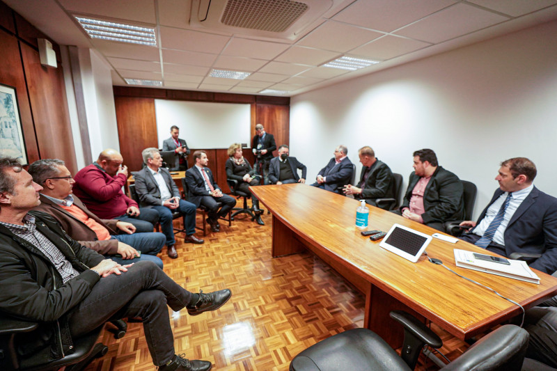 Principais pedidos feitos durante o encontro são relacionados à rodovias