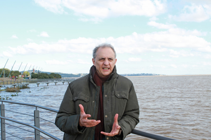 Advogado Renato Barcelos está à frente da ação que pede o reconhecimento do Guaíba como um "curso d'água"