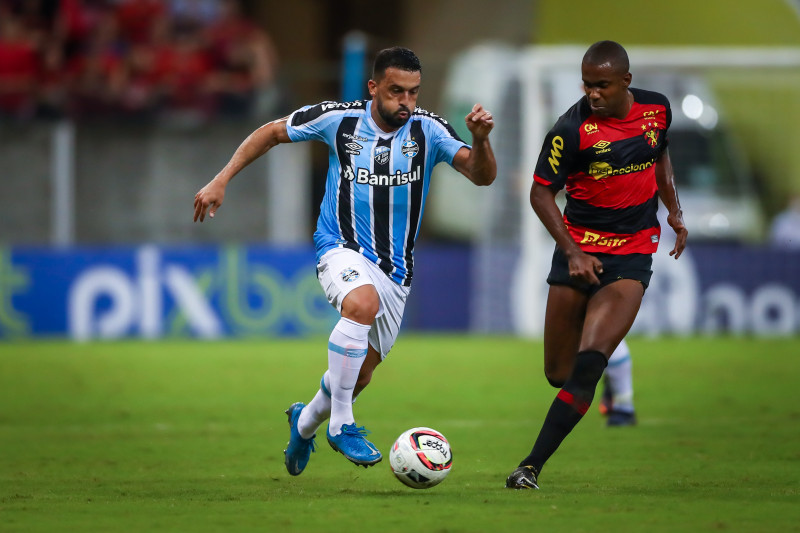 Sport e Grêmio fazem jogo equilibrado e ficam no empate por 0 a 0 no Recife