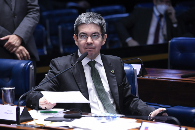 Arriscaria dizer que nesta semana teremos uma definição sobre a MP 1.202", disse Randolfe