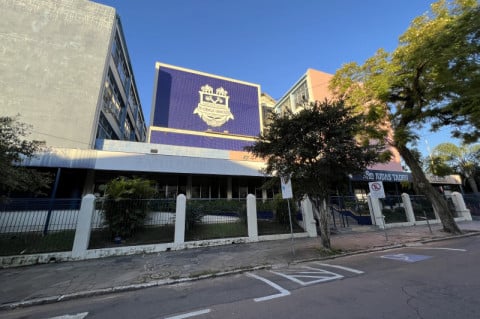 Fecomércio-RS compra sede de faculdade em Porto Alegre para montar escola