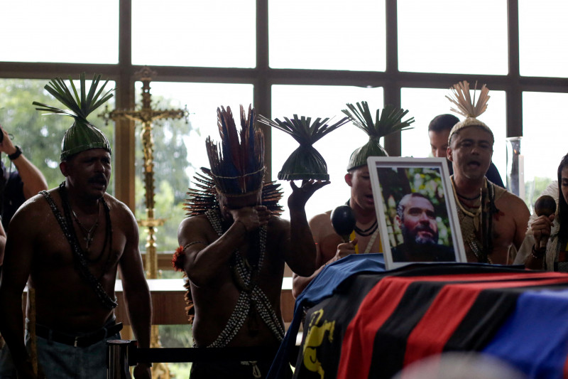 Os indígenas aproveitaram as homenagens para fazer um apelo por justiça e segurança