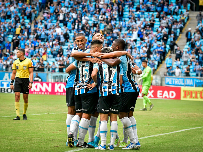 Grêmio x São Paulo: onde assistir, horário, escalações e arbitragem