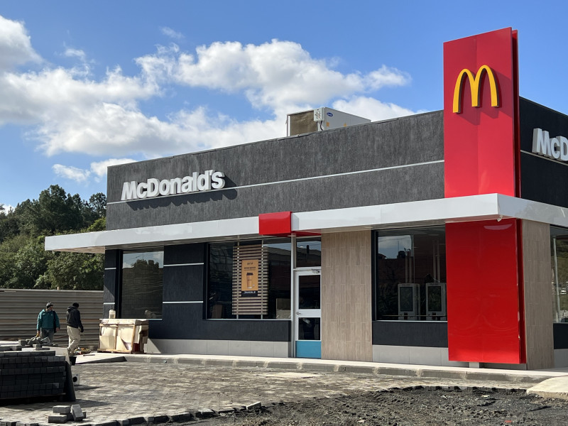 Venda do Big Mac também vai arrecadar fundos para instituições de combate ao câncer infantil