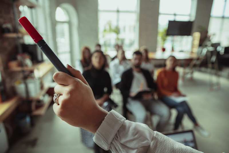 Mentoria é oferecida a estudantes em situação de vulnerabilidade social e baixa renda