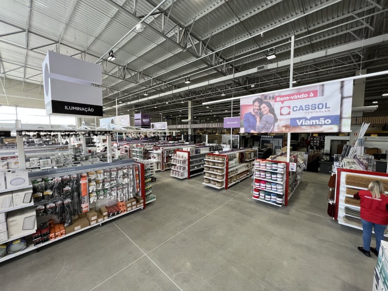 Loja de Viamão tem mais de 2 mil metros quadrados de área e mais de 13 mil itens à venda