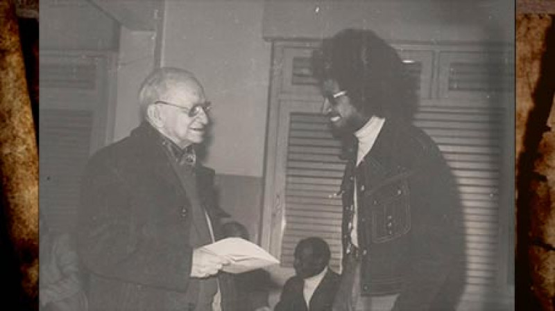 Poeta e professor gaúcho passa a denominar um amplo espaço multiuso no quinto andar da Casa de Cultura