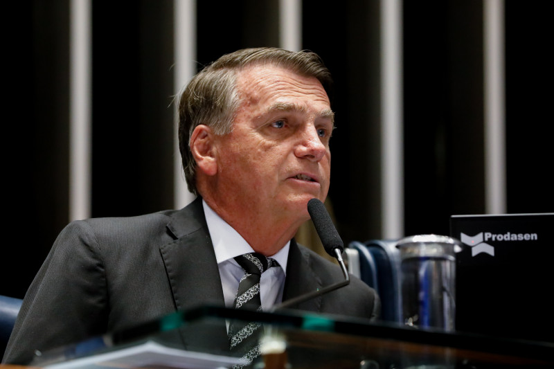 "Eles vêm observar o que?", disse o candidato à reeleição a apoiadores