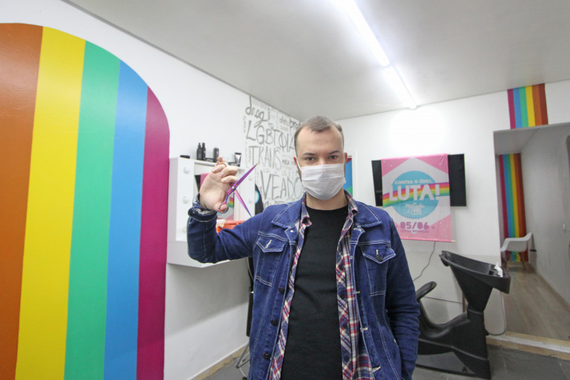 Carlos conta que criou o neg&oacute;cio a partir de sua pr&oacute;pria experi&ecirc;ncia em outros espa&ccedil;os Foto: ANDRESSA PUFAL/JC