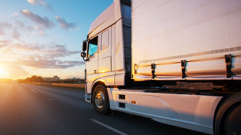 Transporte é uma das atividades mais emissoras de carbono do mercado brasileiro 