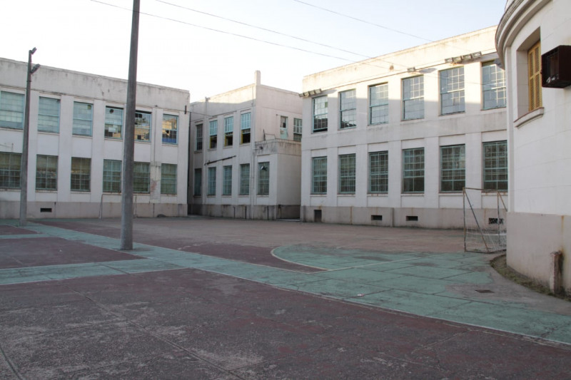 {'nm_midia_inter_thumb1':'https://www.jornaldocomercio.com/_midias/jpg/2022/07/25/206x137/1_whatsapp_image_2022_07_22_at_14_11_57-9699574.jpeg', 'id_midia_tipo':'2', 'id_tetag_galer':'', 'id_midia':'62def8cc693a4', 'cd_midia':9699574, 'ds_midia_link': 'https://www.jornaldocomercio.com/_midias/jpg/2022/07/25/whatsapp_image_2022_07_22_at_14_11_57-9699574.jpeg', 'ds_midia': 'Pátio do do Instituto de Educação', 'ds_midia_credi': 'Maria da Graça/ Divulgação/ JC', 'ds_midia_titlo': 'Pátio do do Instituto de Educação', 'cd_tetag': '1', 'cd_midia_w': '800', 'cd_midia_h': '533', 'align': 'Left'}