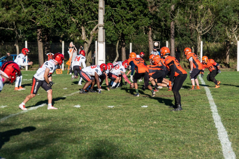 Timbó Rex (branco) mostrou superioridade e não deu chance ao time gaúcho na disputa
