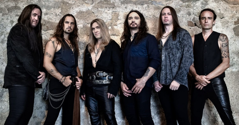 Show deste domingo (7) terá também a presença dos ex-Angra Aquiles Priester e Fabio Laguna