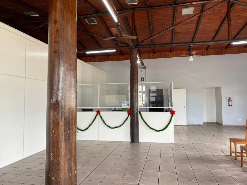 Terminal provisório de embarque e desembarque de ônibus em Torres funciona na Estrada do Mar, onde antes era a Churrascaria Mirim