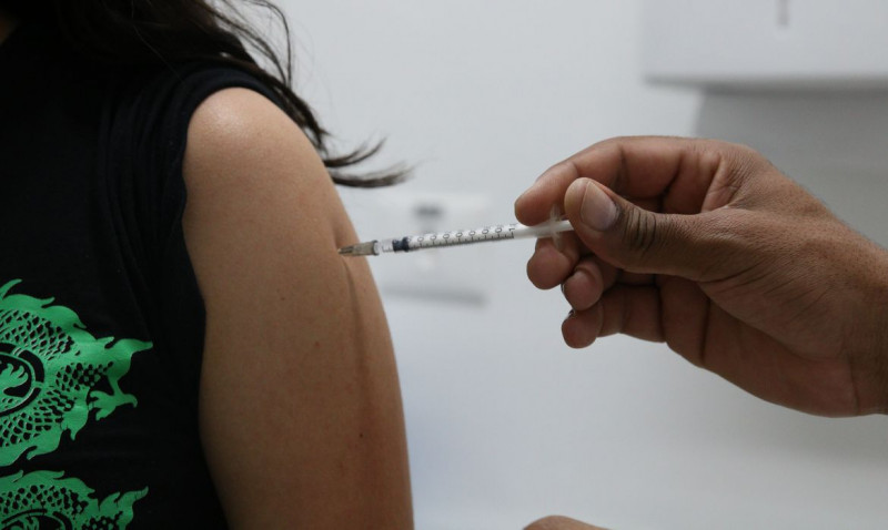 Vacinação contra a doença tem evitado que número de mortes seja ainda maior