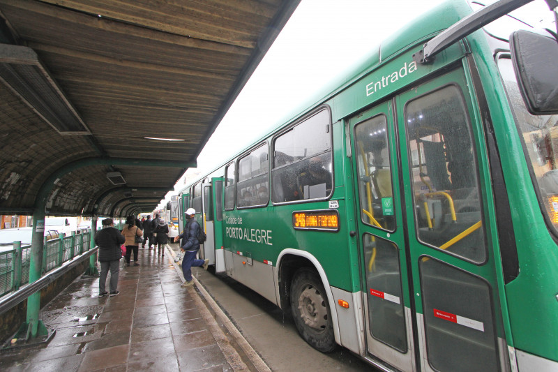 A EPTC amplia a oferta de ônibus em 40% em relação à tabela de domingo