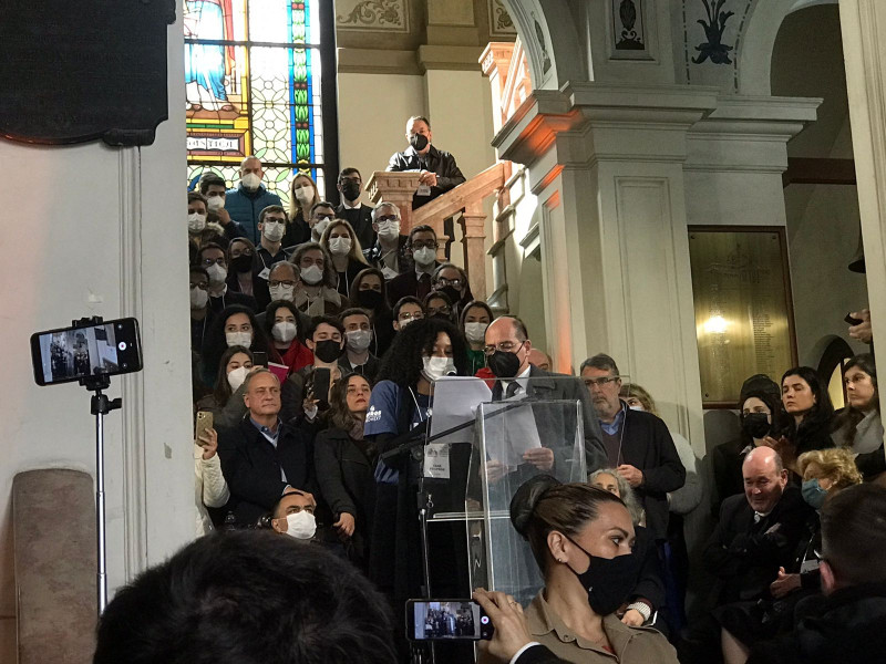 Dois manifestos foram reproduzidos no saguão da Faculdade de Direito