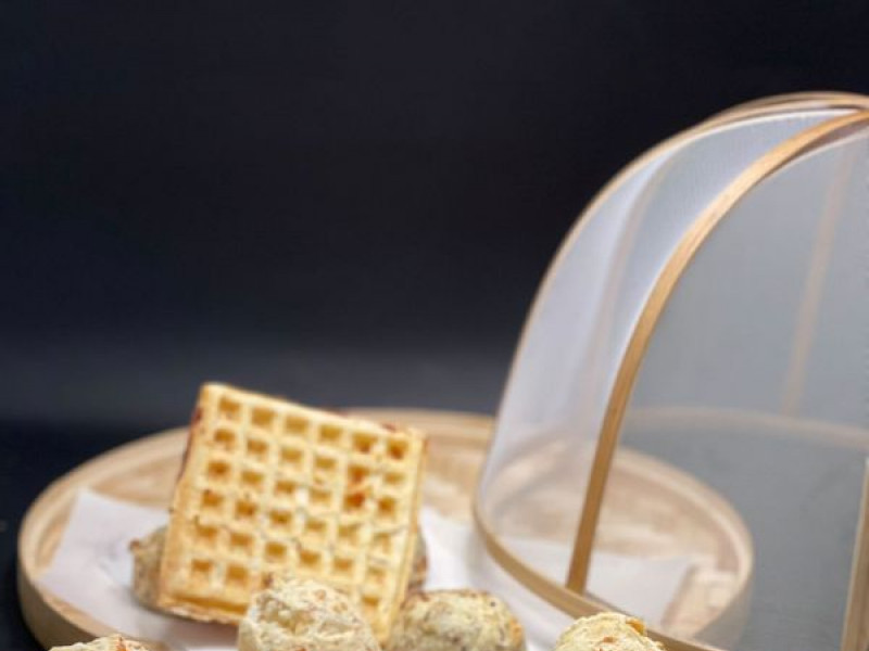 Origem Coffee Co. oferece p&atilde;es de queijo tradicionais, multigr&atilde;os e o waffle de queijo Foto:  ORIGEM COFFEE CO./DIVULGA&Ccedil;&Atilde;O/JC