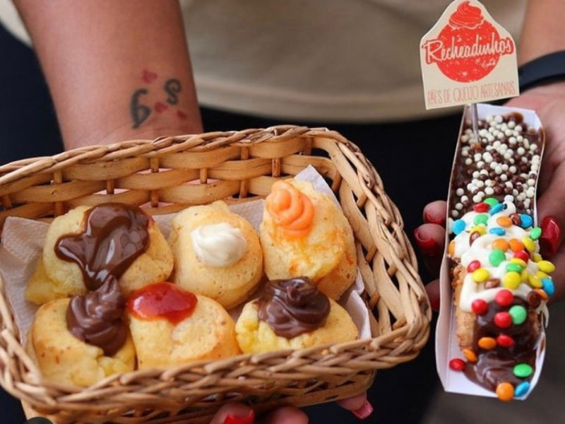 O Recheadinhos aposta em recheios doces e salgados  Foto: INSTAGRAM/REPRODU&Ccedil;&Atilde;O/JC