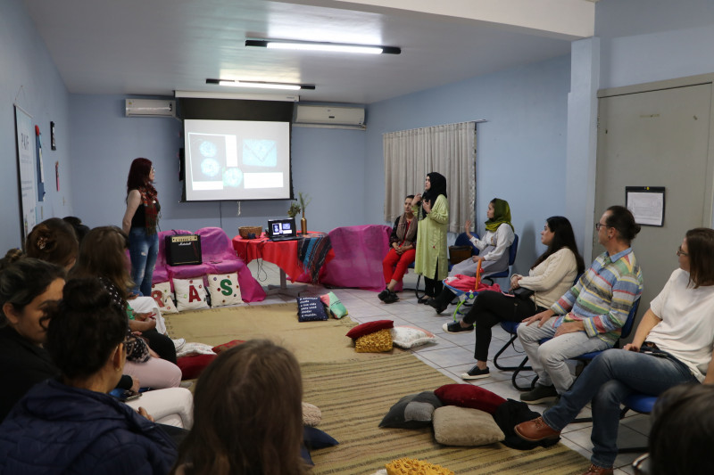 Oito grupos familiares chegaram ao município em março, após crise humanitária e econômica naquele país