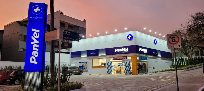 Nova unidade da rede gaúcha foi aberta no bairro Passo D'Areia, com produtos e serviços  