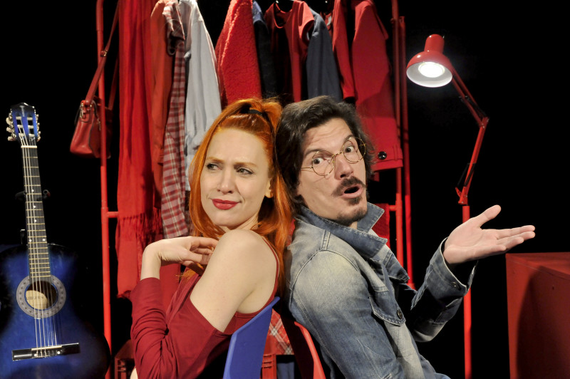 Letícia Kleemann e João Petrillo interpretam Alice e Marcos, cuja relação está em conflito