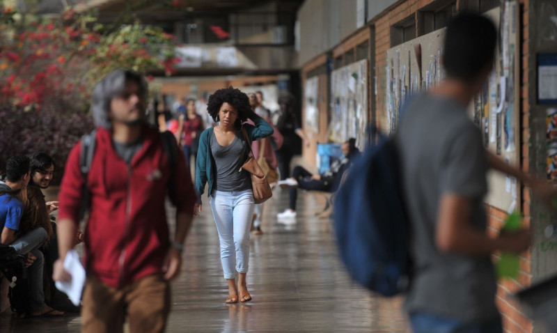 Alternativa das universidades do RS para tentar manter os jovens na graduação é o Plano Nacional de Assistência Estudantil