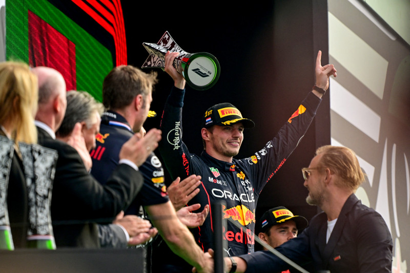 Verstappen Vence Na Holanda Faz A Festa Com A Torcida E Dispara Na 