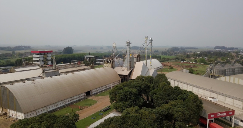 Planta industrial em Cruz Alta produz óleo e farelo de soja