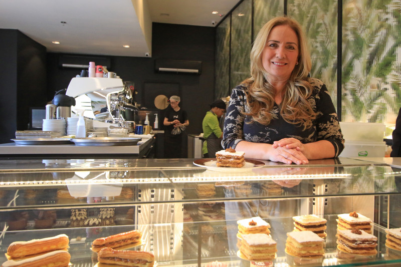 Pâtissier comanda a produção dos folheados para unidades do grupo