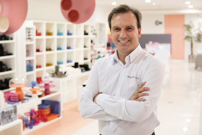 Hartenstein disse que há estudos para o grupo produzir eletroportáteis e móveis de plástico