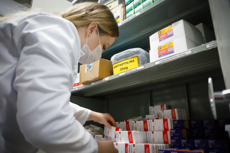 O motivo é a realização do inventário de medicamentos, rotina obrigatória para o controle de estoque